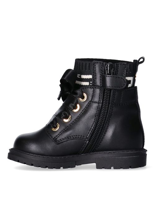 Stivali con fascia logo ELISABETTA FRANCHI | E0388NERO